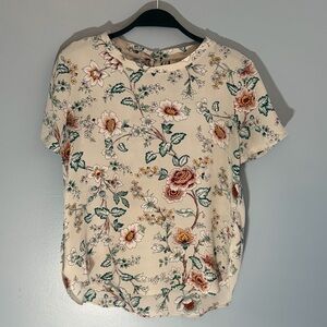 LOFT Outlet Women’s Gray Floral Short Sleeve Top Size Small Petite